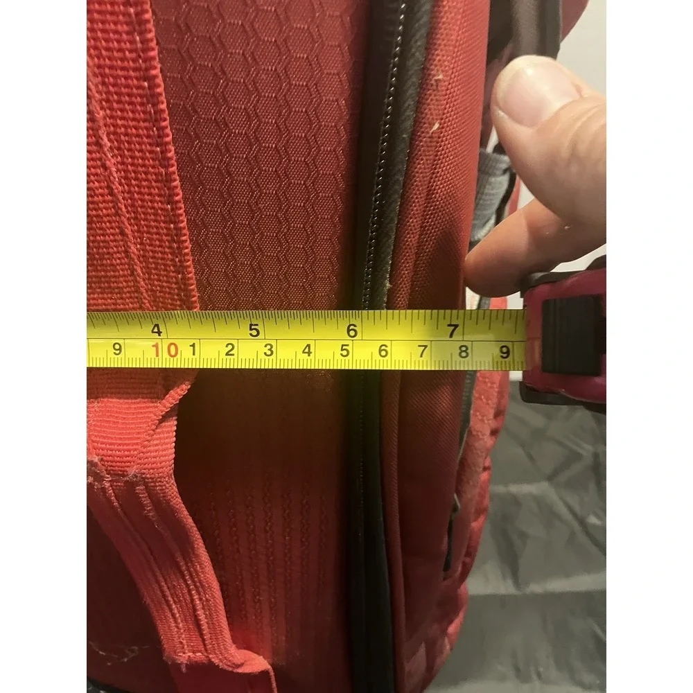 NWOT Columbia Pack and Go Travel Rolling Upright Suitcase RED Active Lifestyle